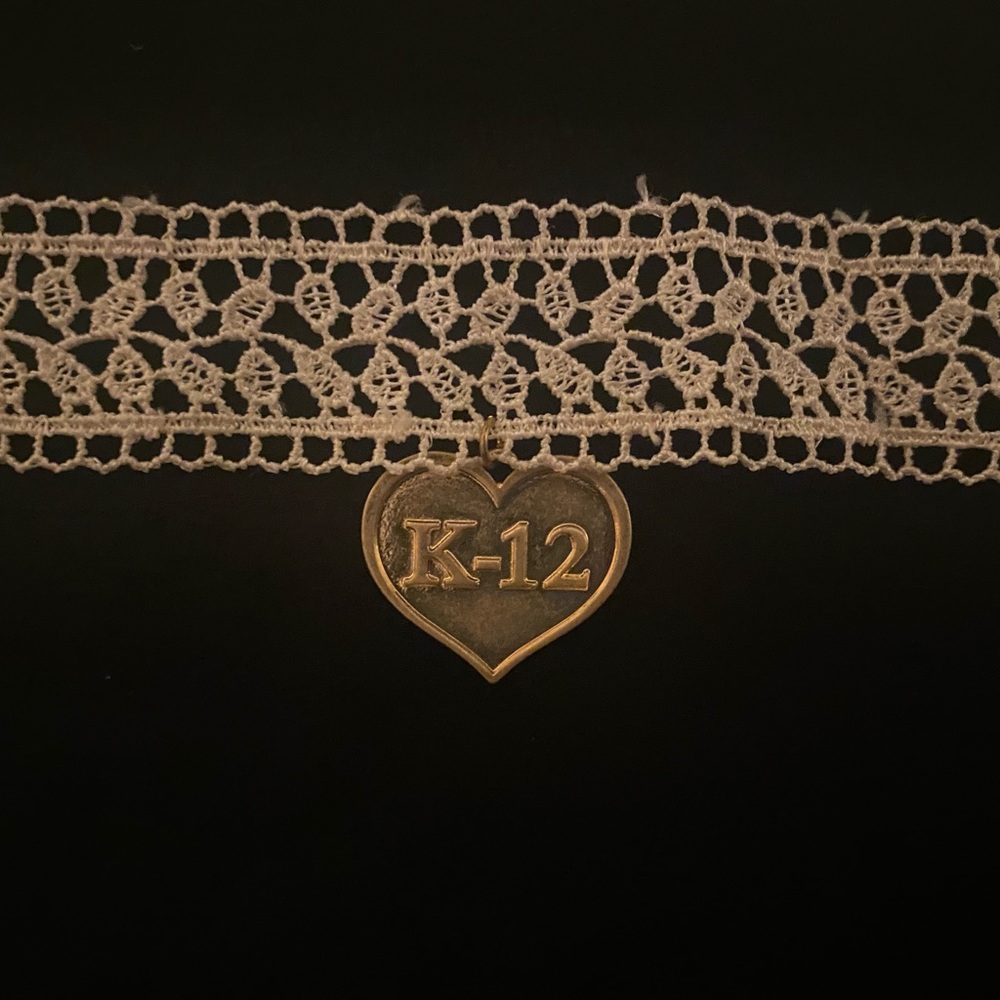Melanie Martinez discontinued k-12 choker.